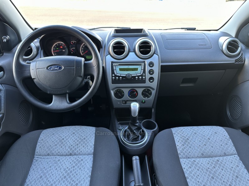 FIESTA 1.6 SE HATCH 16V FLEX 4P MANUAL - 2014 - CAXIAS DO SUL