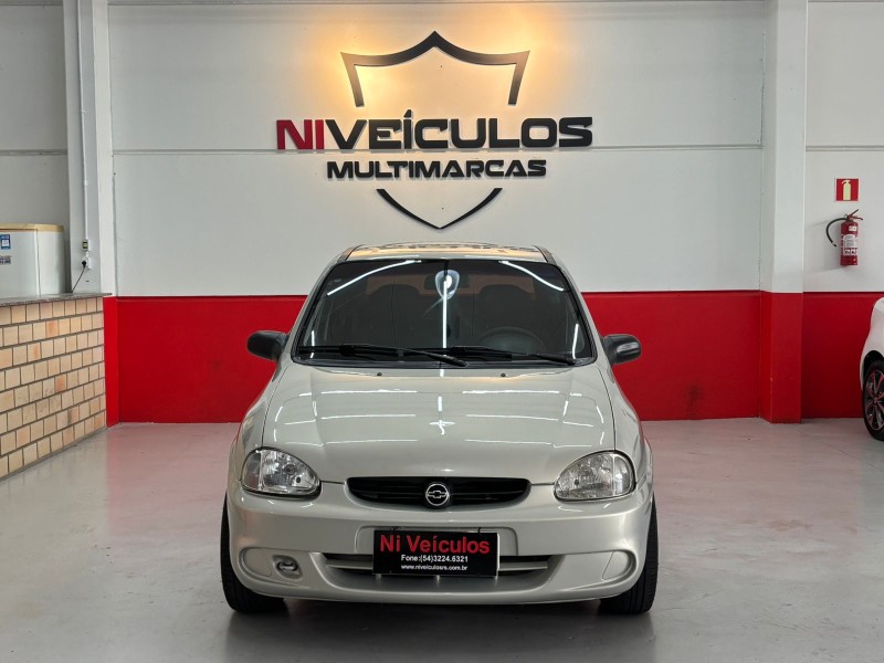 CLASSIC 1.0 MPFI SPIRIT 8V GASOLINA 4P MANUAL - 2005 - CAXIAS DO SUL