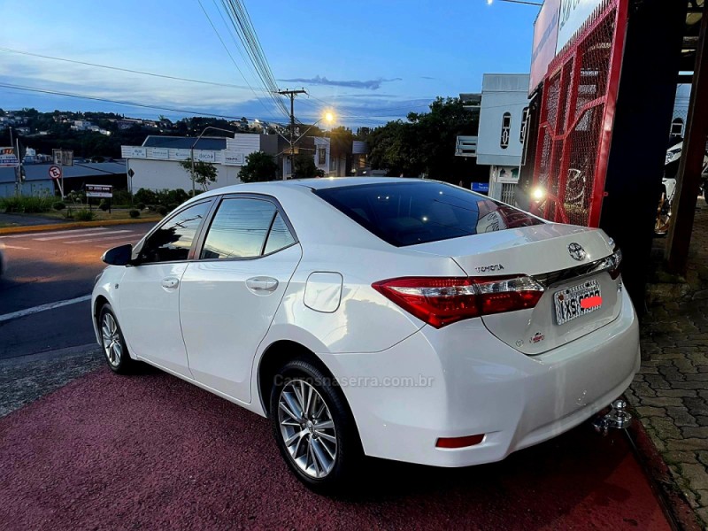 COROLLA 1.8 XEI 16V FLEX 4P AUTOMÁTICO - 2015 - FARROUPILHA