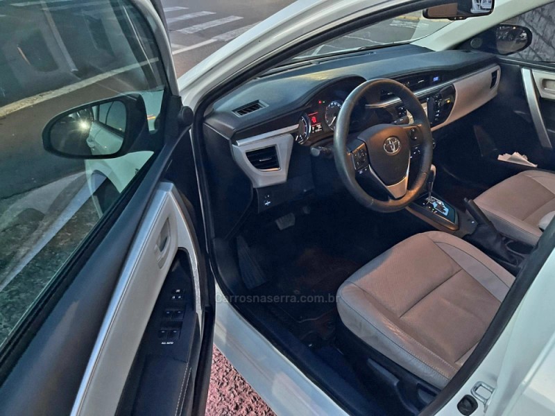 COROLLA 1.8 XEI 16V FLEX 4P AUTOMÁTICO - 2015 - FARROUPILHA