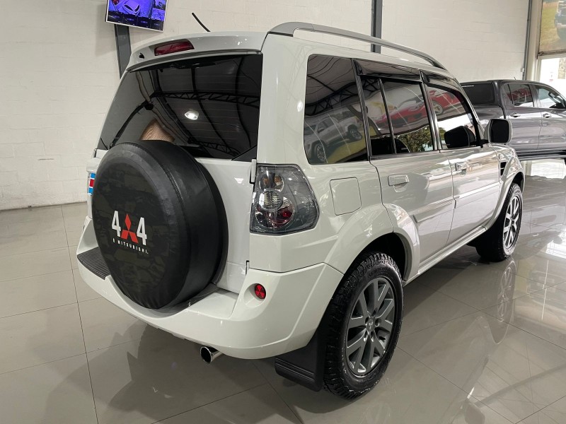 PAJERO TR4 2.0 4X2 16V 140CV FLEX 4P AUTOMÁTICO - 2014 - CAXIAS DO SUL