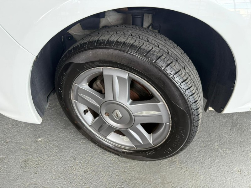 SANDERO 1.0 EXPRESSION 16V FLEX 4P MANUAL - 2014 - CAXIAS DO SUL