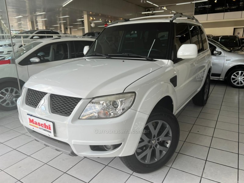 pajero tr4 2.0 4x2 16v gasolina 4p automatico 2014 caxias do sul