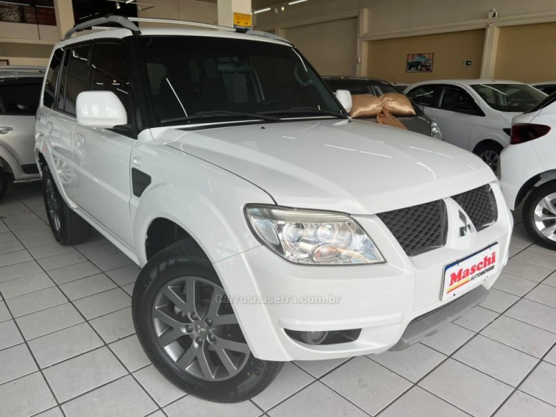 PAJERO TR4 2.0 4X2 16V GASOLINA 4P AUTOMÁTICO - 2014 - CAXIAS DO SUL