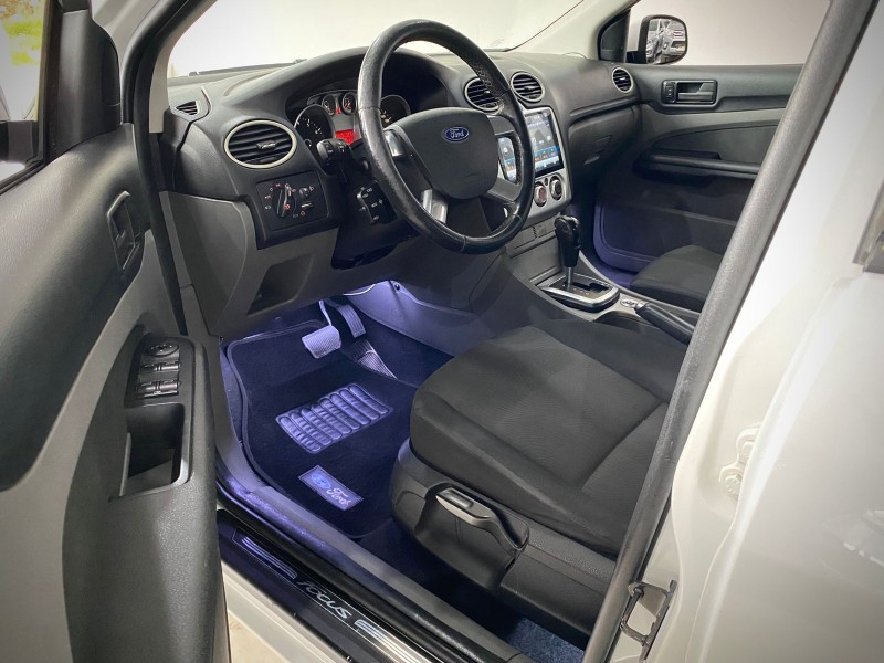 FOCUS 2.0 16V FLEX 4P AUTOMÁTICO - 2013 - LAJEADO
