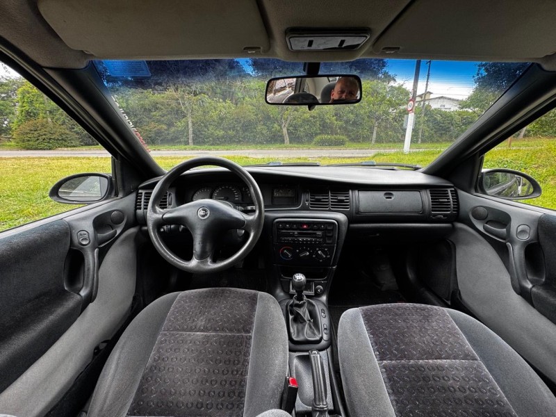 VECTRA 2.2 MPFI EXPRESSION 8V GASOLINA 4P MANUAL - 1998 - CAXIAS DO SUL