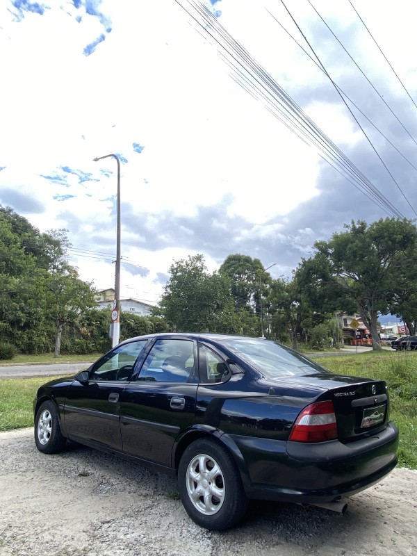 VECTRA 2.2 MPFI EXPRESSION 8V GASOLINA 4P MANUAL - 1998 - CAXIAS DO SUL