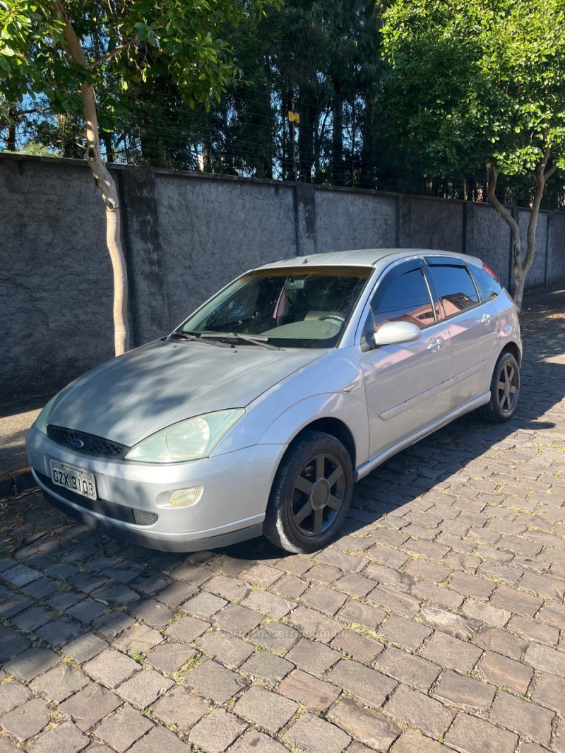 focus  2002 caxias do sul
