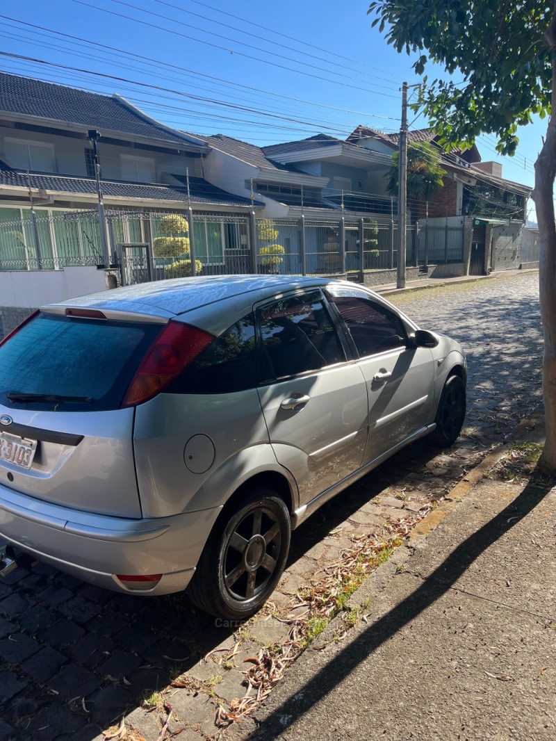 FOCUS  - 2002 - CAXIAS DO SUL