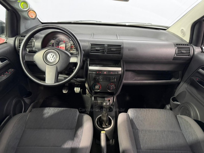 CROSSFOX 1.6 MI FLEX 8V 4P MANUAL - 2006 - VACARIA