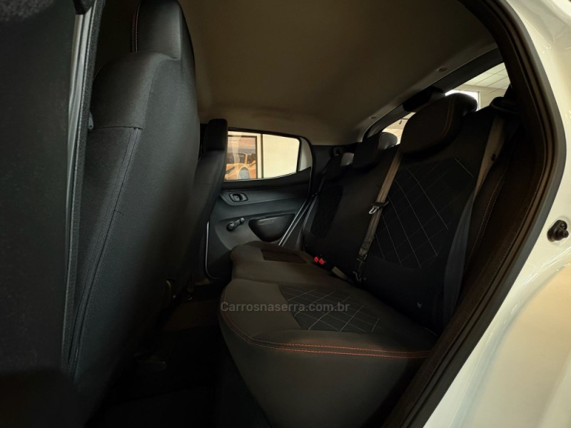 KWID 1.0 12V SCE FLEX ZEN MANUAL - 2021 - CAMPO BOM