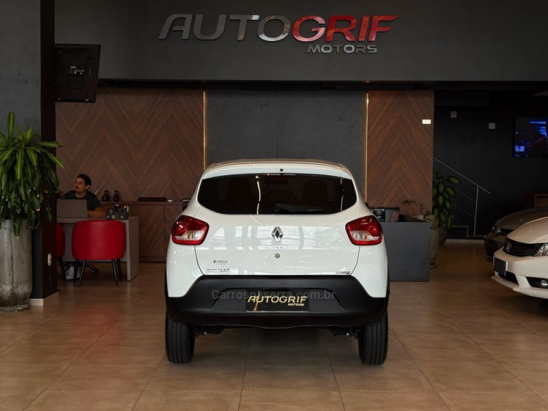 KWID 1.0 12V SCE FLEX ZEN MANUAL - 2021 - CAMPO BOM