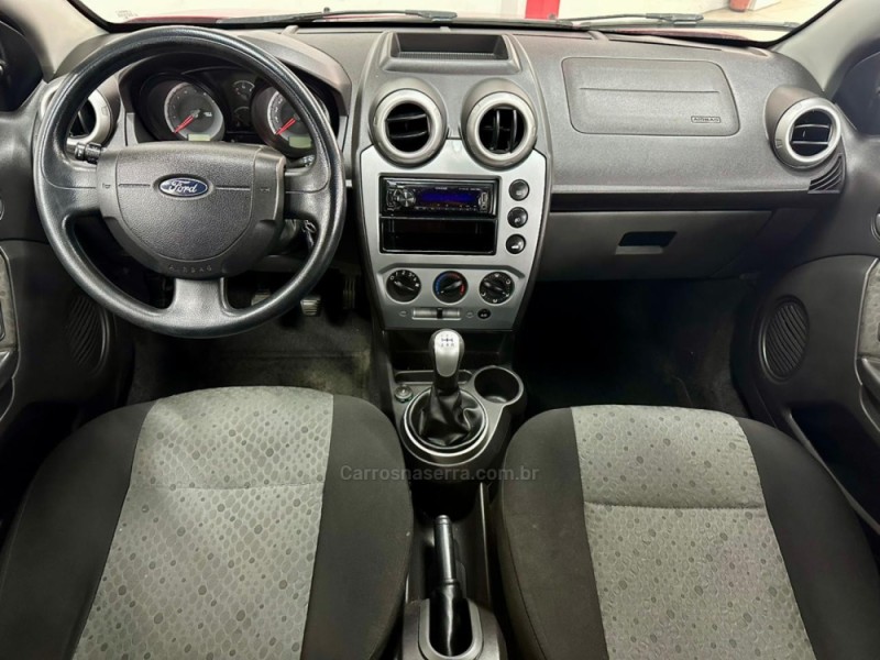 FIESTA 1.0 SE 8V FLEX 4P MANUAL - 2014 - CAXIAS DO SUL