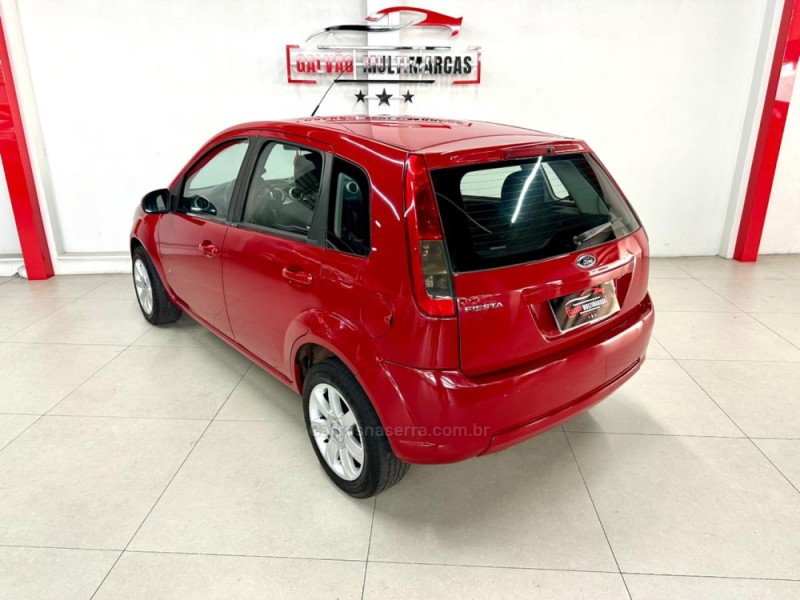 FIESTA 1.0 SE 8V FLEX 4P MANUAL - 2014 - CAXIAS DO SUL