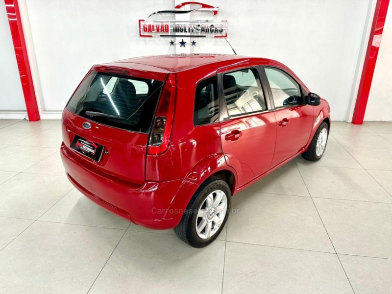 FIESTA 1.0 SE 8V FLEX 4P MANUAL - 2014 - CAXIAS DO SUL