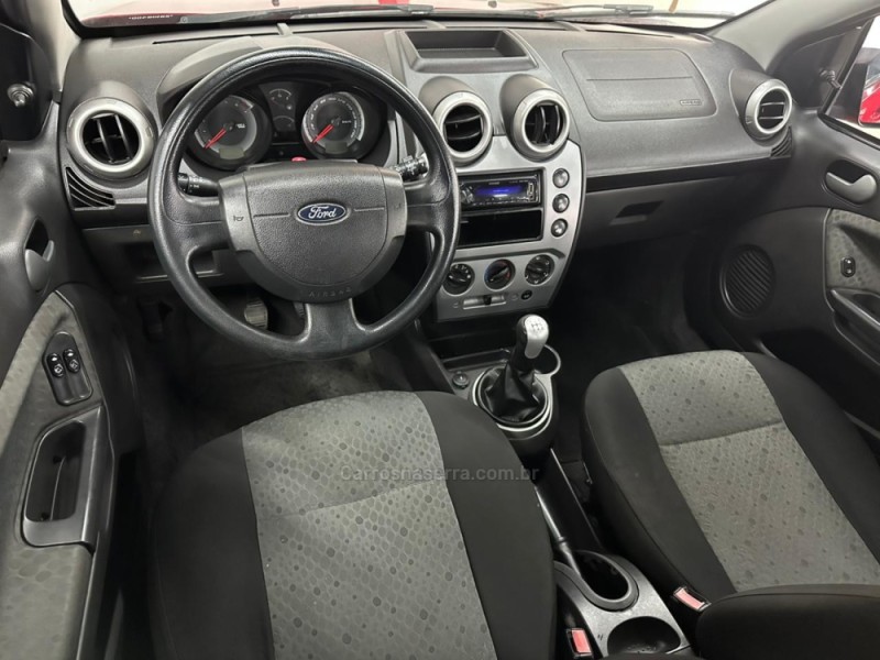 FIESTA 1.0 SE 8V FLEX 4P MANUAL - 2014 - CAXIAS DO SUL