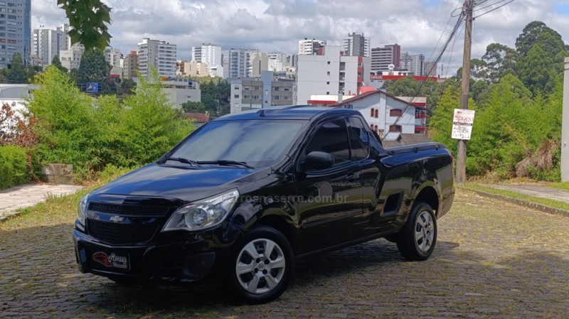 MONTANA 1.4 MPFI LS CS 8V FLEX 2P MANUAL