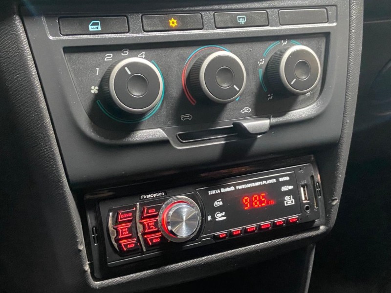 CELTA 1.0 MPFI LT 8V FLEX 4P MANUAL - 2015 - CAXIAS DO SUL