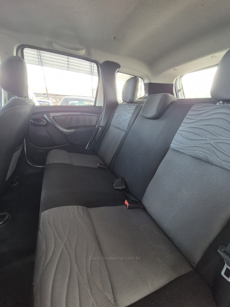 DUSTER 2.0 DYNAMIQUE 4X2 16V FLEX 4P AUTOMÁTICO - 2014 - CAXIAS DO SUL