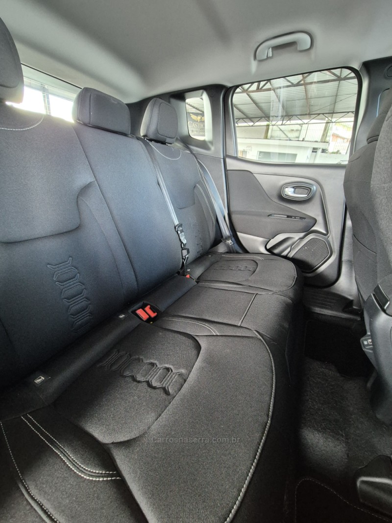 RENEGADE 1.3 TRAILHAWK T270 16V TURBO FLEX 4X4 4P AUTOMÁTICO - 2023 - CAXIAS DO SUL