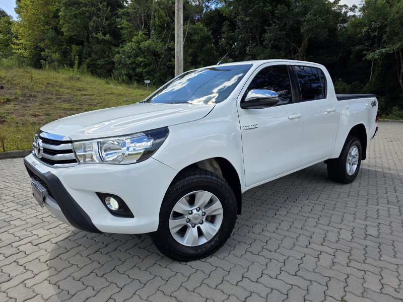 HILUX 2.8 SRV 4X4 CD 16V DIESEL 4P AUTOMÁTICO