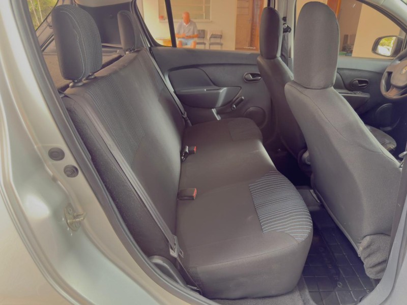 SANDERO 1.0 AUTHENTIQUE 12V FLEX 4P MANUAL - 2017 - FARROUPILHA