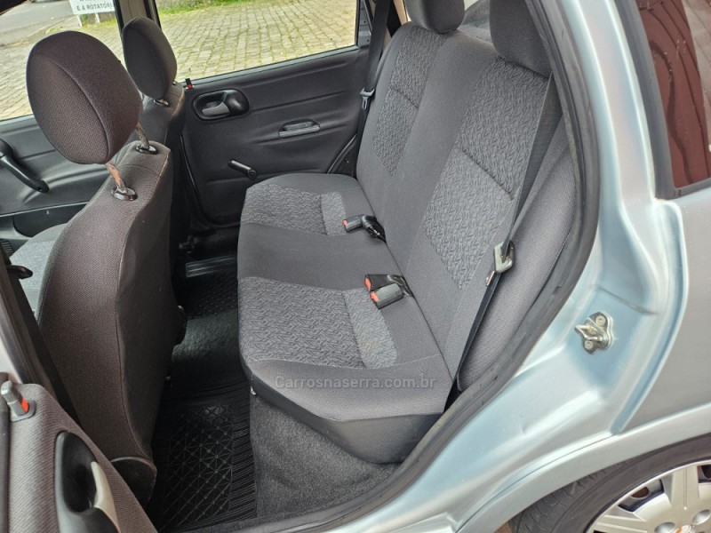CORSA 1.0 MPFI CLASSIC SEDAN LIFE 8V FLEX 4P MANUAL - 2007 - VERANóPOLIS