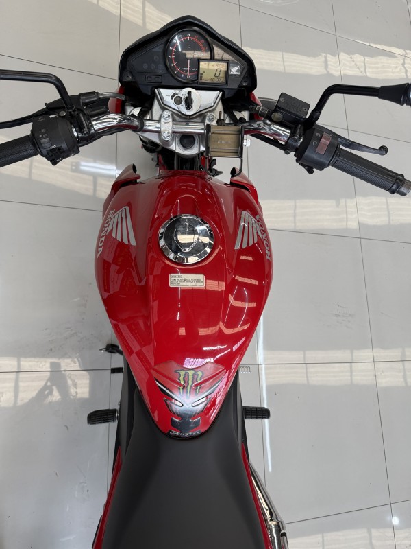 CB 300R ABS - 2014 - CAXIAS DO SUL