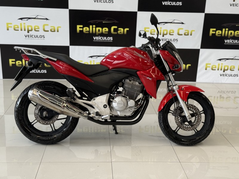 CB 300R ABS - 2014 - CAXIAS DO SUL