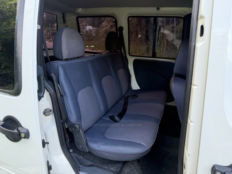 DOBLÓ 1.3 MPI FIRE EX 16V GASOLINA 4P MANUAL - 2002 - SAPIRANGA