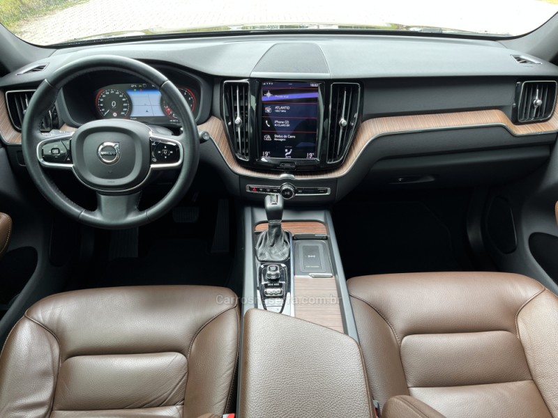 XC60 2.0 T5 MOMENTUM GASOLINA 4P AUTOMÁTICO - 2021 - CAXIAS DO SUL
