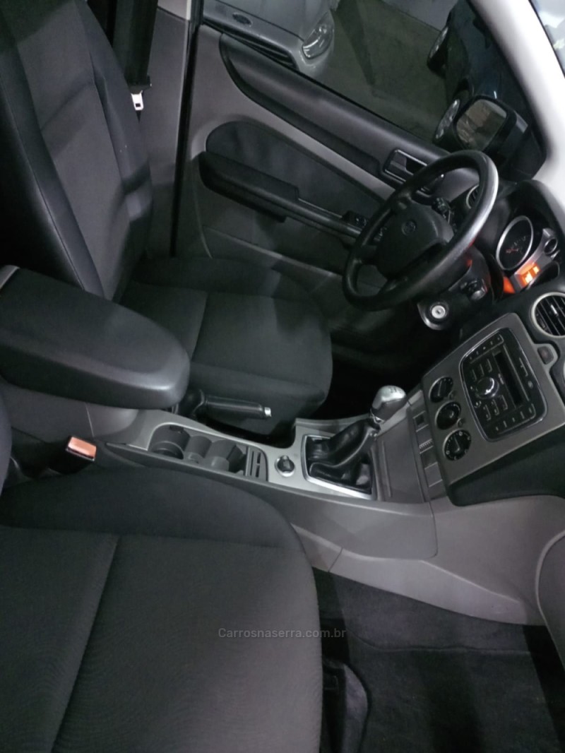 FOCUS 1.6 SE 8V FLEX 4P MANUAL - 2011 - BENTO GONçALVES