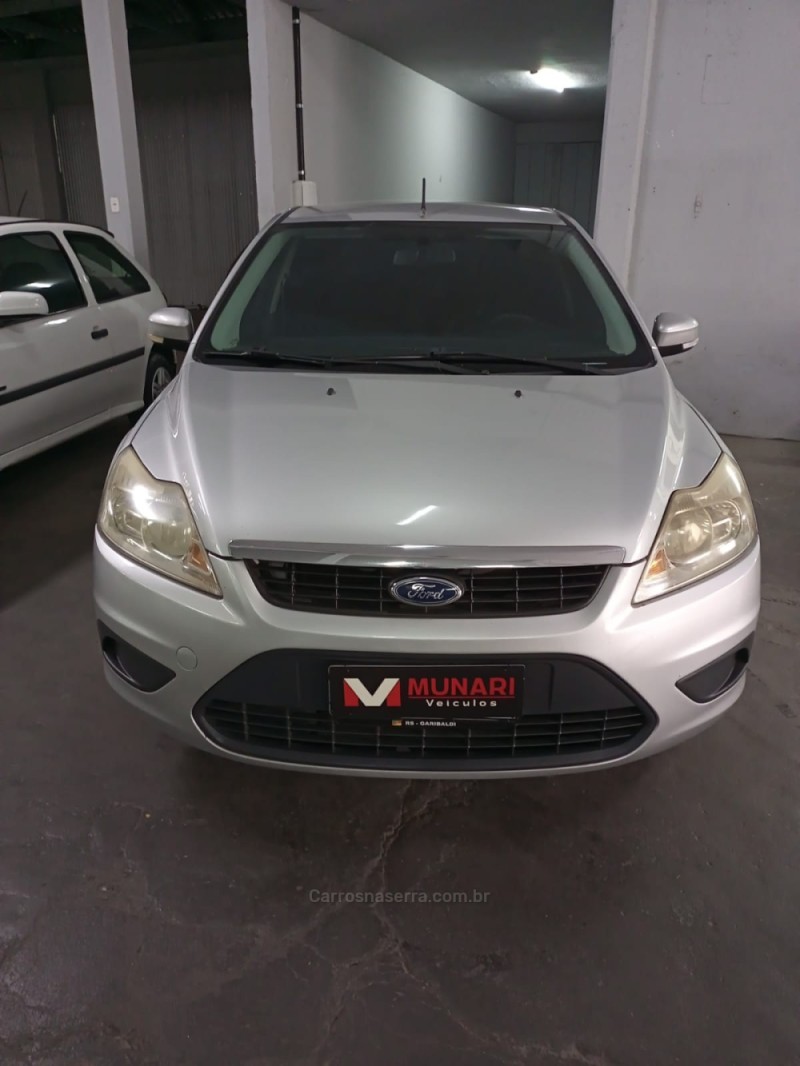 FOCUS 1.6 SE 8V FLEX 4P MANUAL - 2011 - BENTO GONçALVES