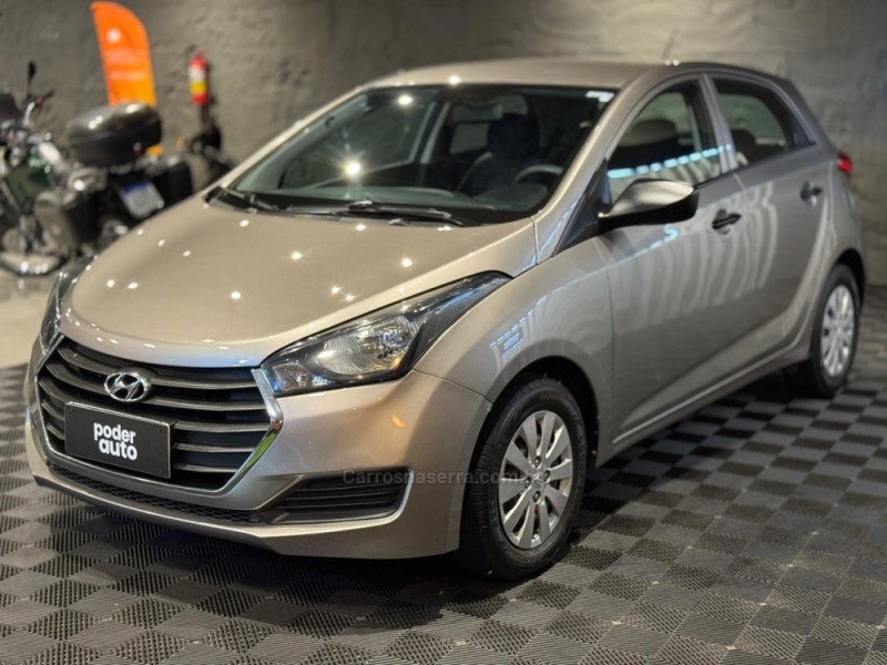 HB20 1.0 COMFORT 12V FLEX 4P MANUAL - 2017 - FARROUPILHA
