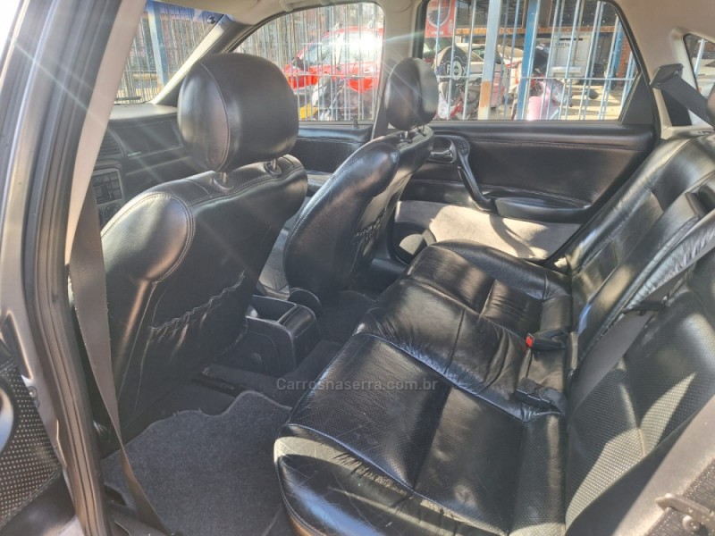 VECTRA 2.2 MPFI CHALLENGE 16V GASOLINA 4P MANUAL - 2001 - CAXIAS DO SUL