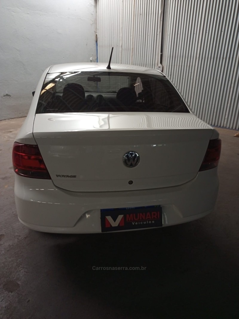 VOYAGE 1.0 MI 8V FLEX 4P MANUAL - 2010 - BENTO GONçALVES