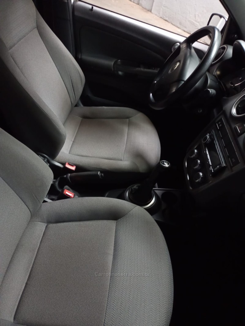 VOYAGE 1.0 MI 8V FLEX 4P MANUAL - 2010 - BENTO GONçALVES