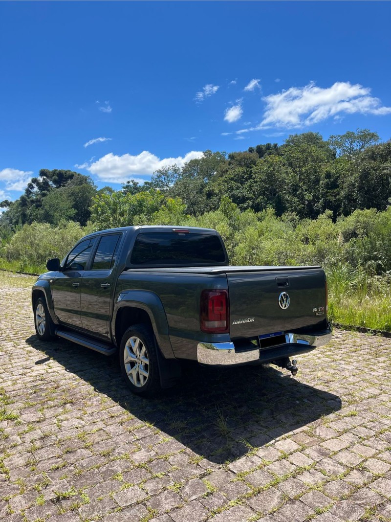 AMAROK 3.0 V6 TDI HIGHLINE CD DIESEL 4MOTION AUTOMÁTICO - 2018 - CAXIAS DO SUL
