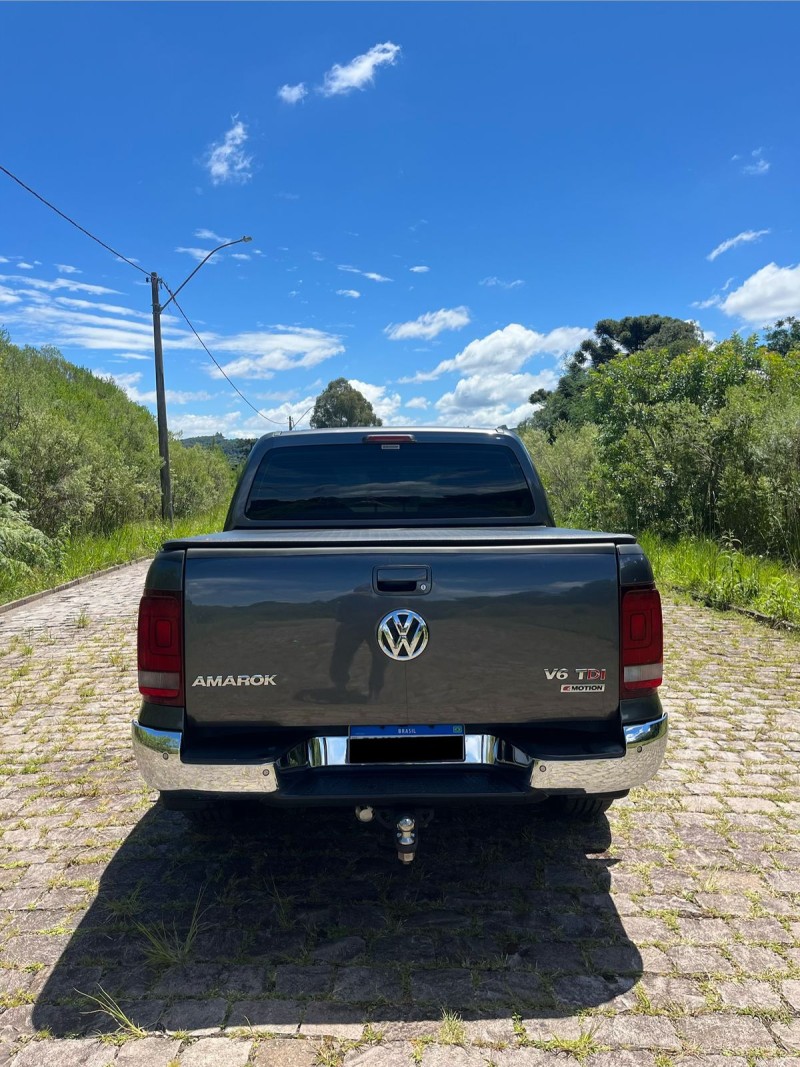 AMAROK 3.0 V6 TDI HIGHLINE CD DIESEL 4MOTION AUTOMÁTICO - 2018 - CAXIAS DO SUL