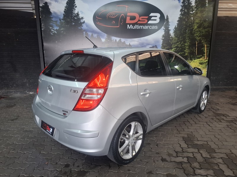I30 2.0 MPFI GLS 16V GASOLINA 4P MANUAL - 2010 - CAXIAS DO SUL