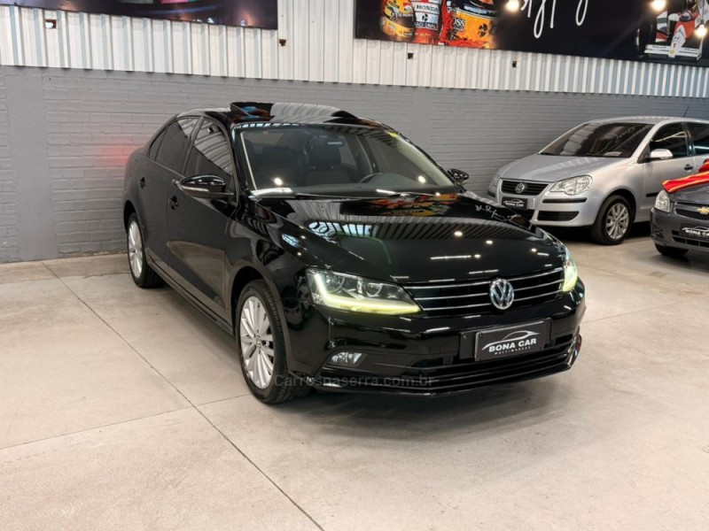 JETTA 1.4 16V TSI COMFORTLINE GASOLINA 4P TIPTRONIC - 2017 - CAXIAS DO SUL