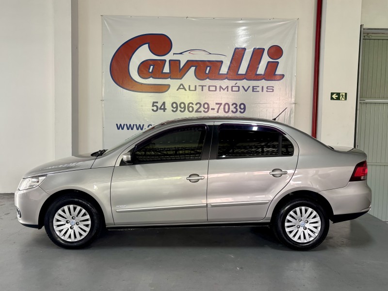 VOYAGE 1.0 MI 8V FLEX 4P MANUAL - 2011 - CAXIAS DO SUL