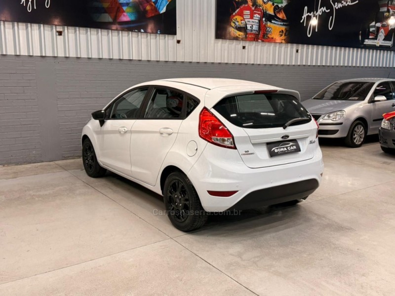 FIESTA 1.6 SE HATCH 16V FLEX 4P AUTOMÁTICO - 2015 - CAXIAS DO SUL
