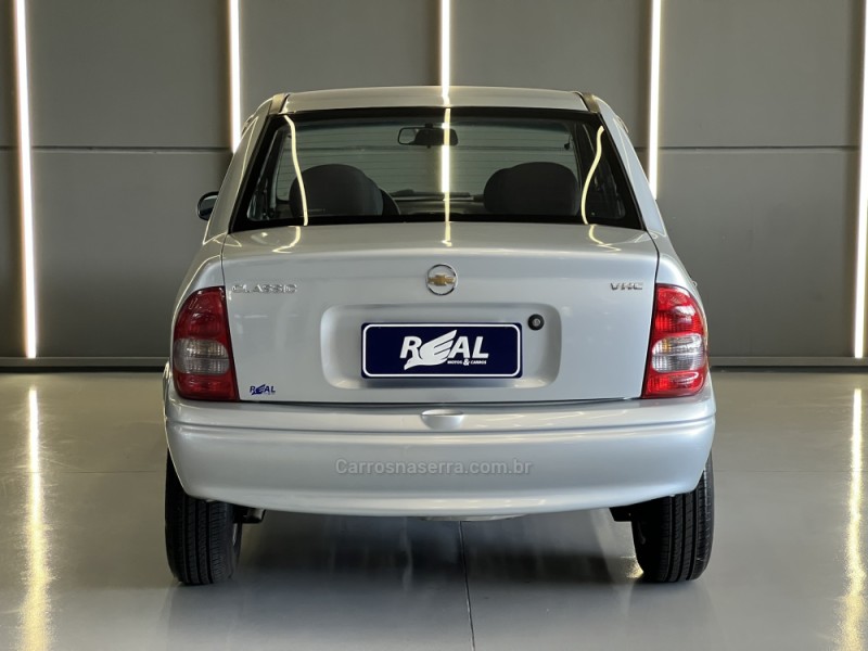 CLASSIC 1.0 MPFI LIFE 8V FLEX 4P MANUAL - 2008 - SAPIRANGA