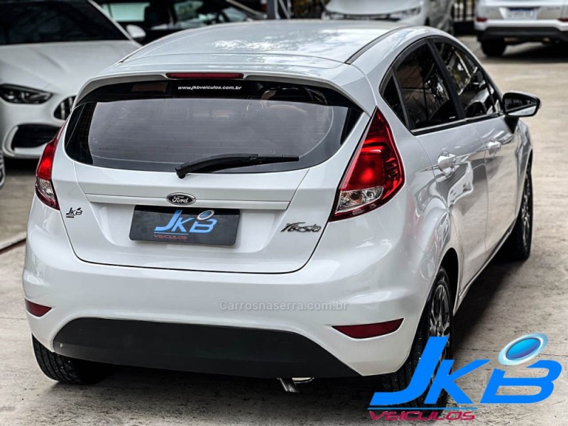 FIESTA 1.5 SE HATCH 16V FLEX 4P MANUAL - 2015 - NOVO HAMBURGO
