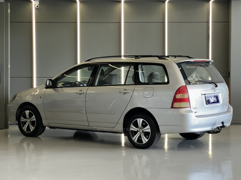 FIELDER 1.8 XEI 16V FLEX 4P MANUAL - 2008 - SAPIRANGA