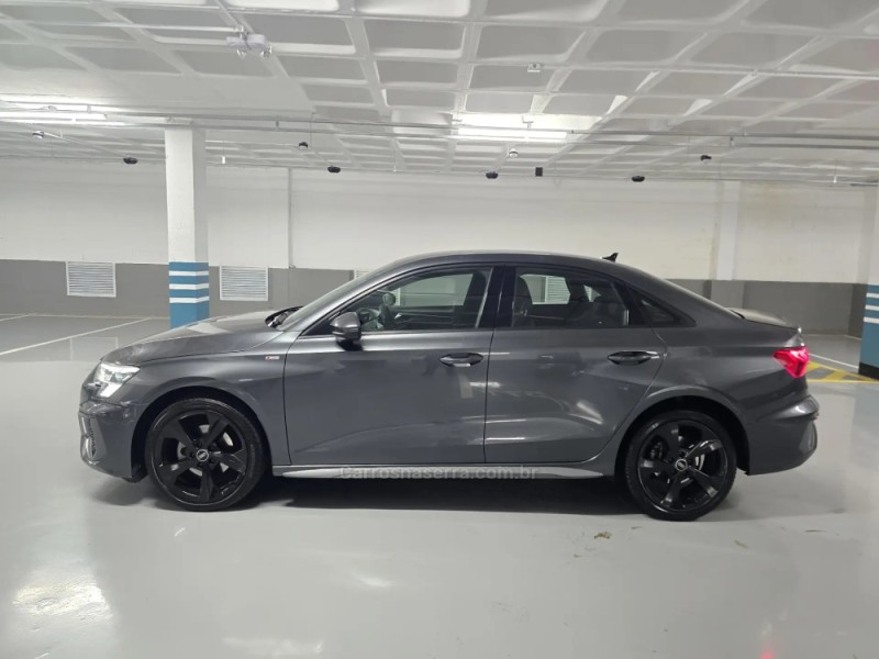 A3 1.4 TFSI S LINE LIMITED SEDAN GASOLINA 4P AUTOMÁTICO  - 2022 - PORTO ALEGRE