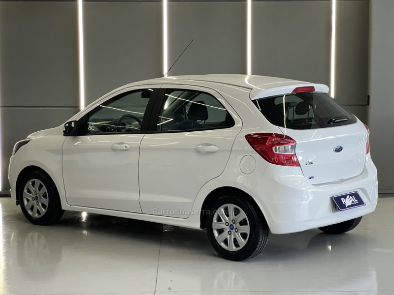 KA 1.0 SE 12V FLEX 4P MANUAL - 2018 - SAPIRANGA