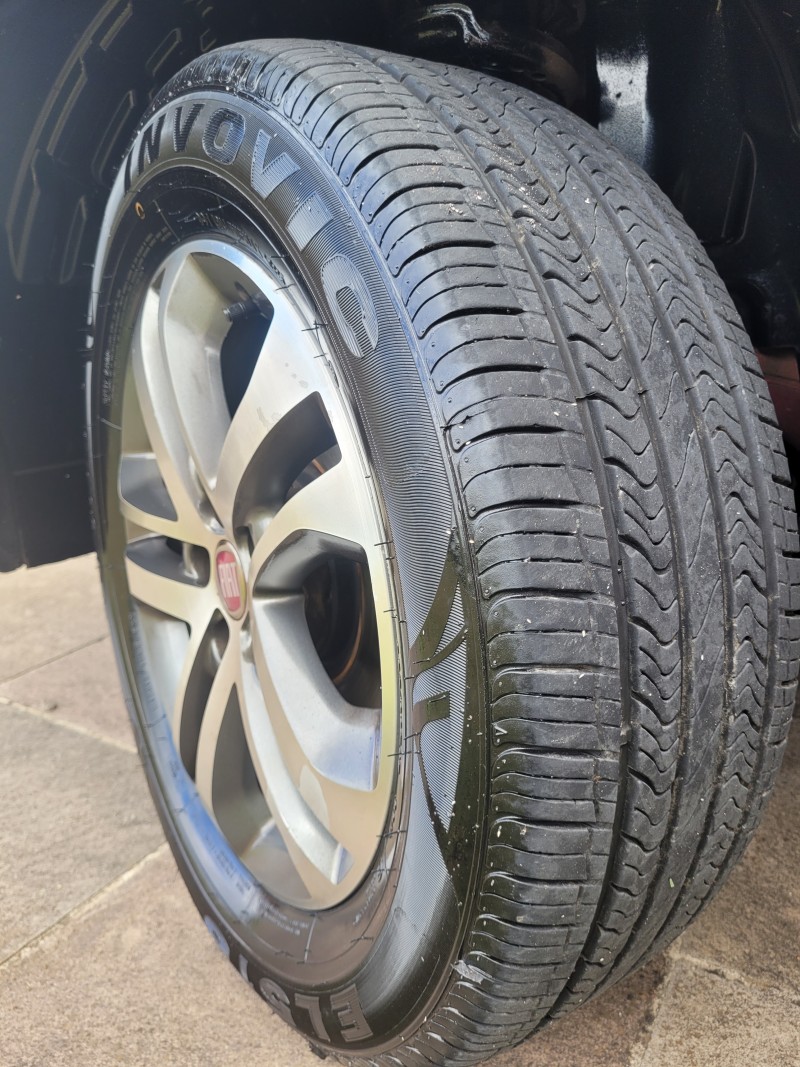 TORO 2.0 16V TURBO DIESEL VOLCANO AT9 4X4 AUTOMÁTICO - 2018 - CARLOS BARBOSA