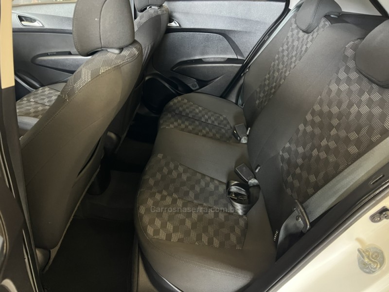 HB20 1.6 COMFORT 16V FLEX 4P MANUAL - 2016 - SAPIRANGA